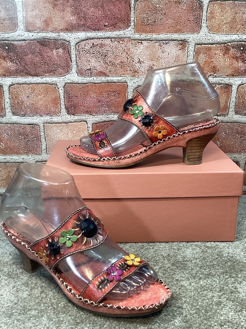 Spring Step bohemian kitten heel slide sandals size 37 eu size 6.5 US